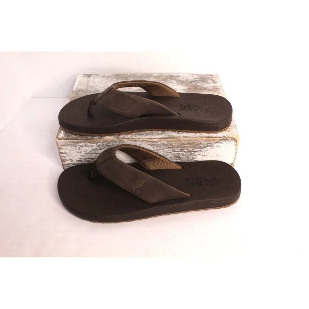 FLOJOS Bajo Memory Foam Flip Flops Sandals Men's 8‎ Brown Tan Casual NWOB